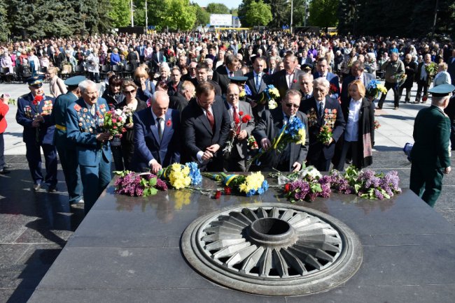 У Луцьку відзначили День перемоги над нацизмом. ФОТО