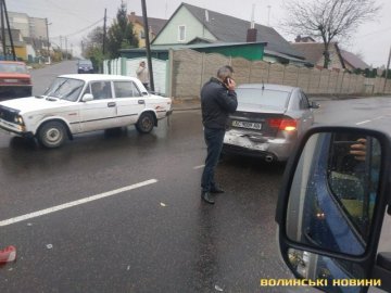 Аварія у Луцьку: жінка за кермом Сitroen зіткнулася з Кіа