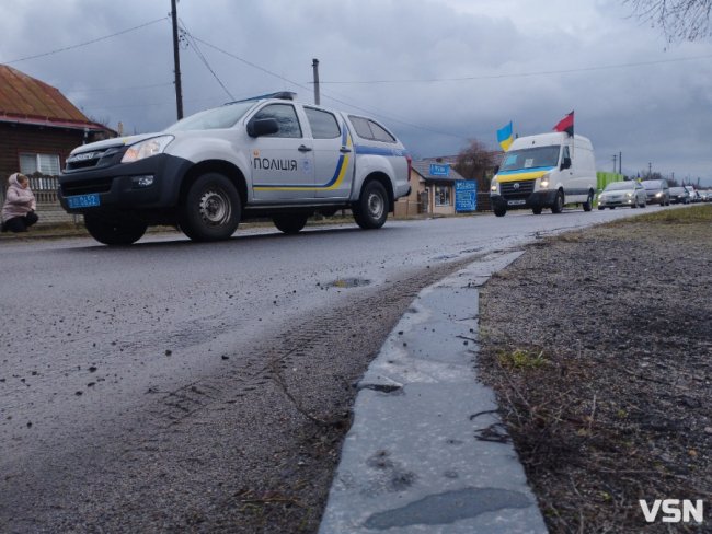 Волиняни навколішки зустріли тіло Героя, вбитого дроном-камікадзе