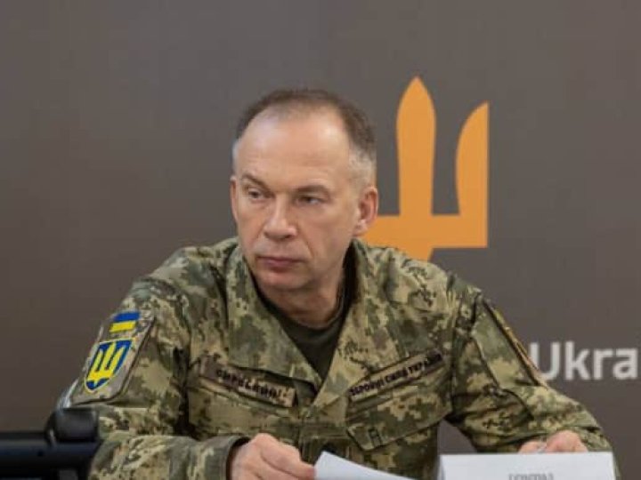 Сирський заборонив скупчення військових і техніки у навчальних центрах