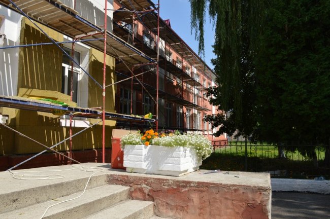 На утеплення волинської школи потрібно понад 9 мільйонів гривень. ФОТО
