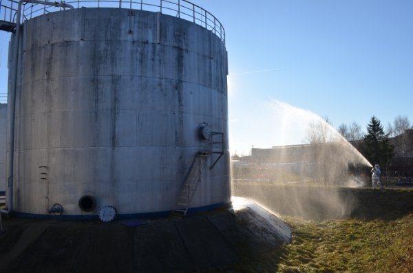 У Луцьку «горіла» нафтобаза. ВІДЕО