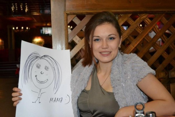 Луцькі татусі змагалися за цукерки. ФОТО