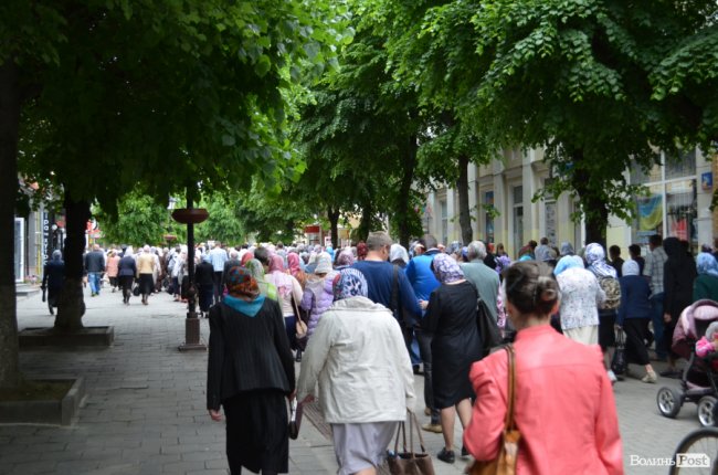 У Луцьку хресною ходою пройшли прихильники церкви Московського патріархату. ФОТО