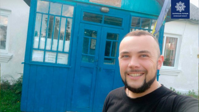 Нетверезі виборці, діти та сором`язливий залицяльник: волинські копи поділилися враженнями від перебування на дільницях. ФОТО