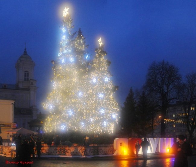 Рік, який вже не повториться: передноворічний Луцьк на світлинах місцевого фотографа