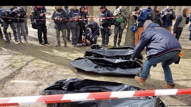 Житель Бучі зафільмував воєнні злочини армії РФ, встановивиши камеру на горищі. ВІДЕО