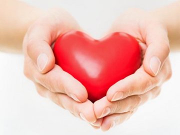 Лучанка бореться з пухлиною головного мозку вже 5 років: син благає про допомогу