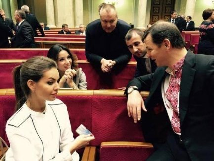 Мода парламенту: у що одягаються новообрані депутати. ФОТО