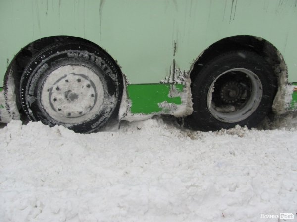 Виїзд з вулиці Хмельницького в Луцьку заблокований. ФОТО