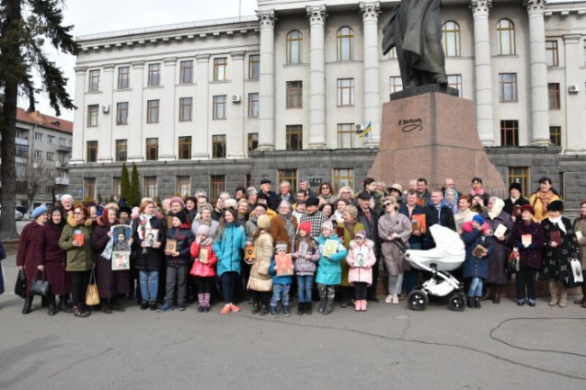 У Луцьку вшанували пам'ять Кобзаря. ФОТО