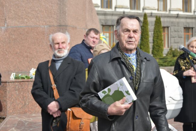 У Луцьку вшанували пам'ять Кобзаря. ФОТО