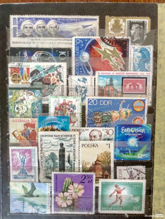 Сотні давніх марок і десятки старовинних монет: луцький колекціонер розповів про своє захоплення. ФОТО