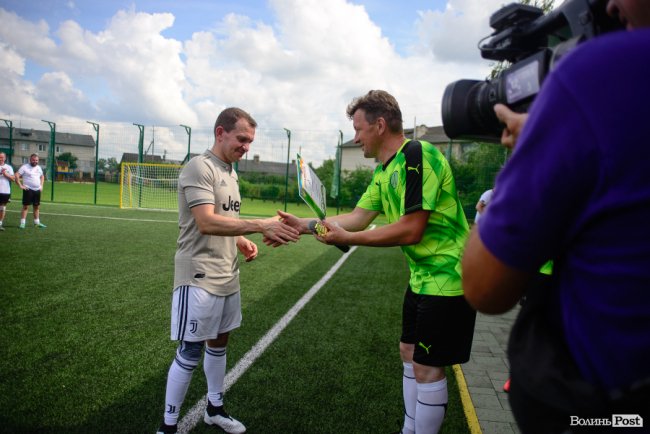 Свято корпоративної єдності: група компаній «Континіум» влаштувала футбольний турнір. ФОТО