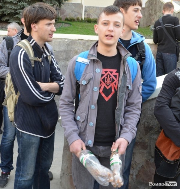 Під луцькою мерією – пікет. ФОТО. ВІДЕО