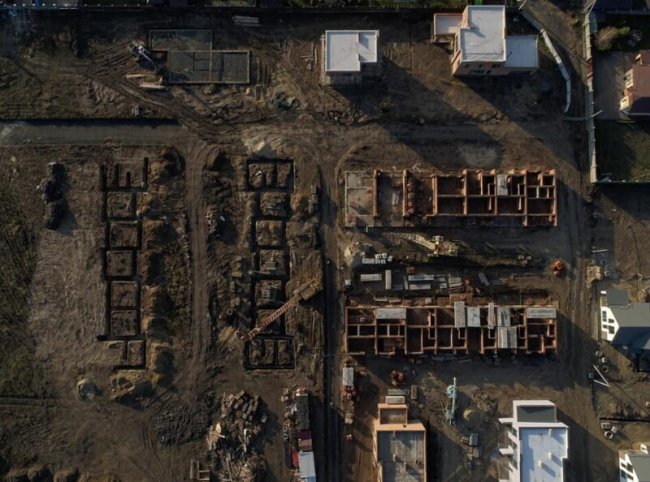 Показали нові фото з будівництва у «Струмочку»*