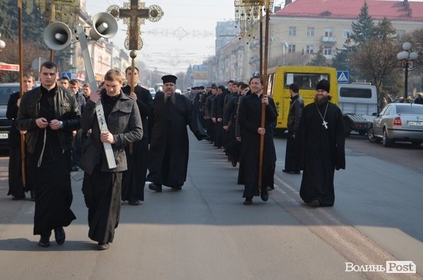У Луцьку вшанували пам'ять Шевченка. ФОТО