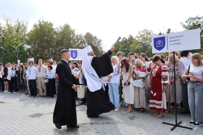 Відбулася урочиста посвята: студентами ЛНТУ стали 4000 тисячі першокурсників. ФОТО