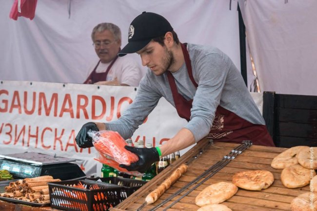 Яким був пивний фестиваль у Луцьку. ФОТО