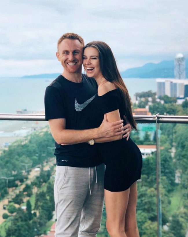 Луцька модель завагітніла від відомого грузинського футболіста