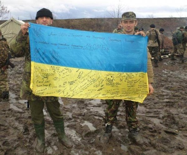 Вояків із 14-ї бригади взули у канадські берці. ФОТО