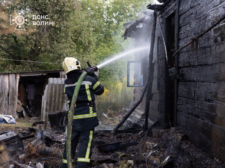 Біля Луцька горів житловий будинок