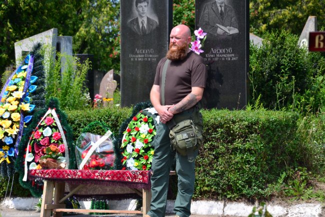 У Луцьку поховали атовця Володимира Бабія