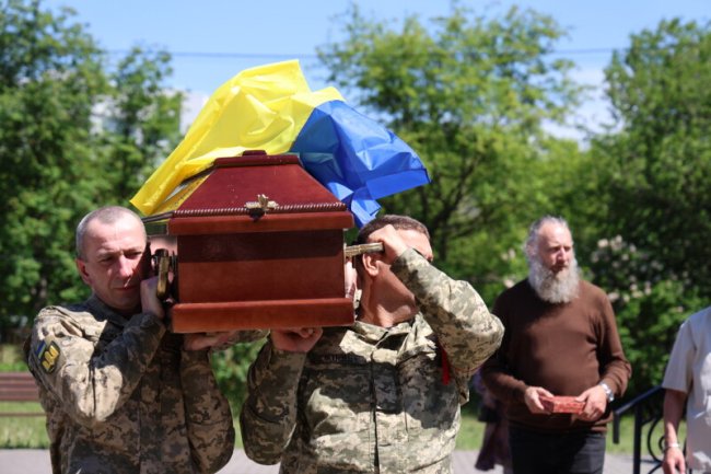 У Луцьку попрощалися із 42-річним воїном Олексієм Ковальчуком