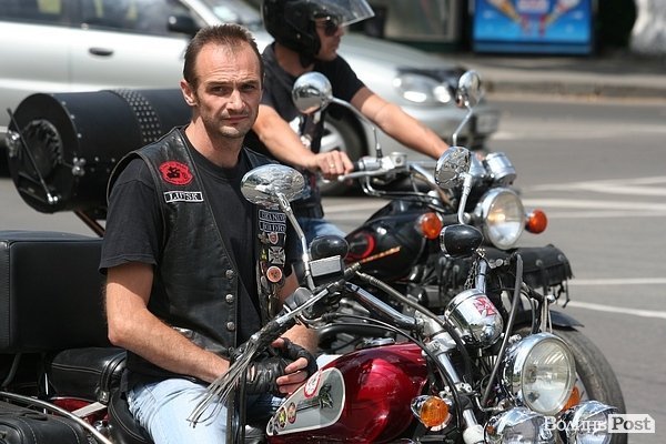 Парад наречених у Луцьку. ФОТО