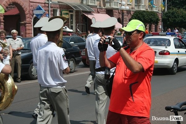 Парад наречених у Луцьку. ФОТО