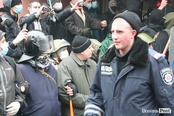 Штурм волинської міліції. ФОТО
