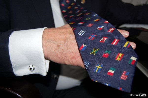 Цю краватку Микола Дендіберін купив ще 15 років тому в Польщі