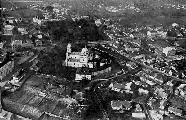 Фото сучасного центру міста, зроблене після 1926 року