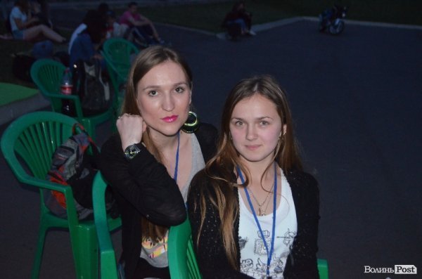 Луцькі кіномани дивилися фільм під зорями. ФОТО 