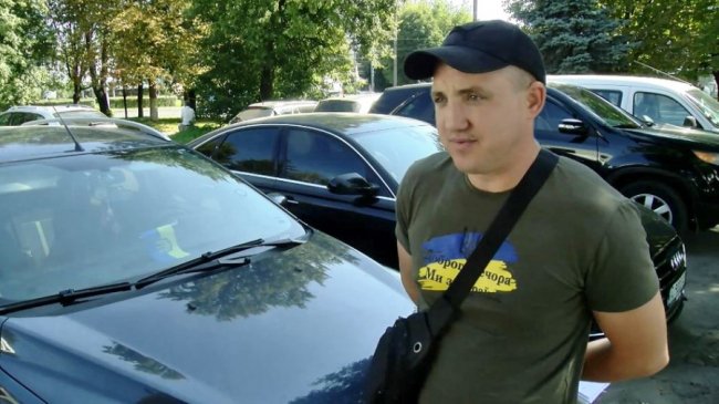 Мобільні сервісні центри в Луцьку за два тижні оформили майже тисячу автопослуг