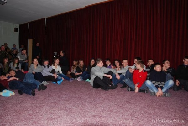 У Луцьку молодь намагалася визначити, що таке любов. ФОТО