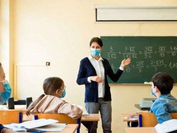 Більша частина шкіл буде працювати в режимі змішаного навчання, – МОН