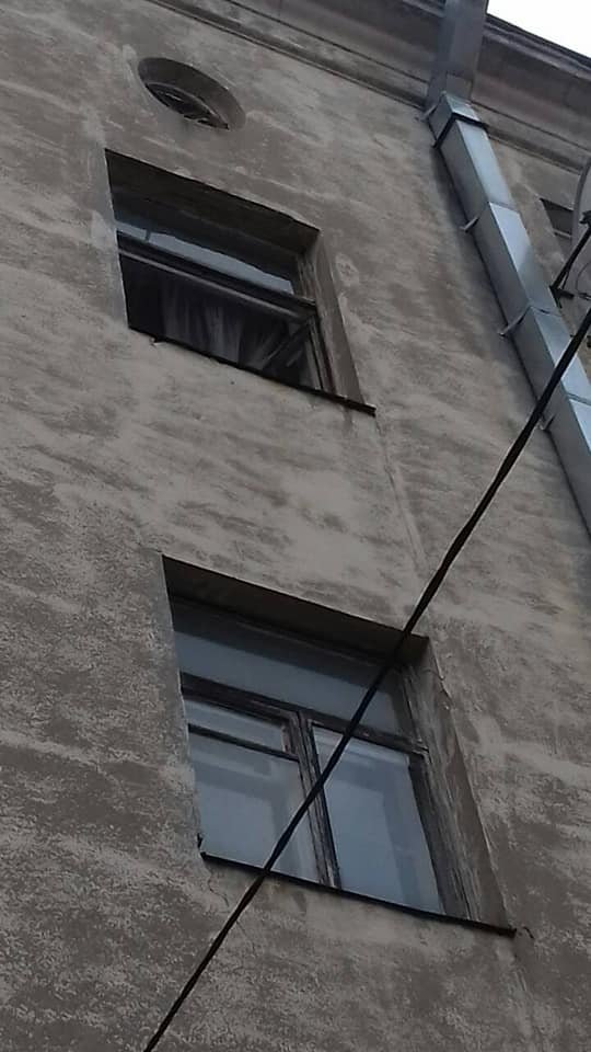 У Луцьку в квартирі знайшли тіло чоловіка. ОНОВЛЕНО. ФОТО