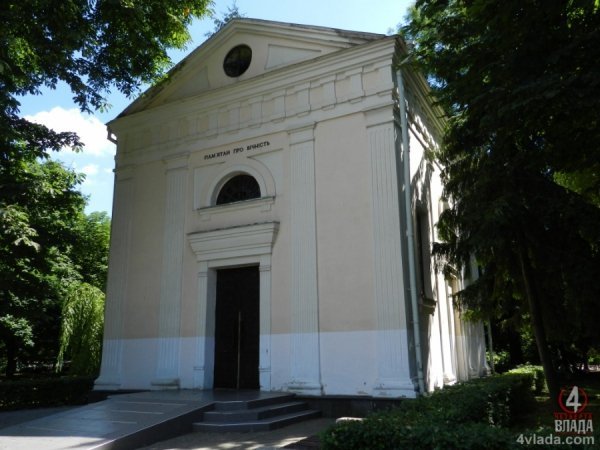 Жахи нашого міста: громадські вбиральні Луцька. ФОТО