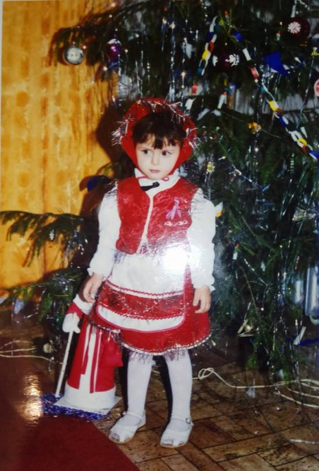 Відомі лучани у новорічних костюмах. ФОТО