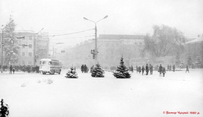 Опублікували історичні фото зимового Луцька