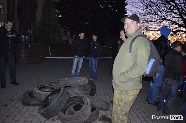 Співкоординатор  Волинського обласного центру допомоги учасникам АТО Сергій Рижков