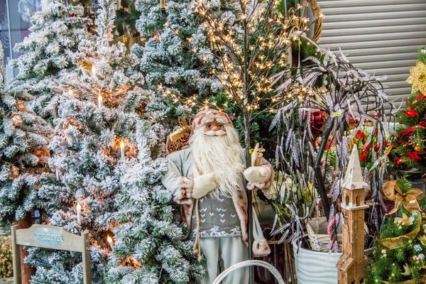 «Чорна п’ятниця» у луцькому ТЦ «Ювант»:  шалені знижки до 70%*