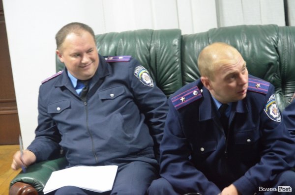 У Луцькраді сформувалась черга з членів ДВК.ФОТО