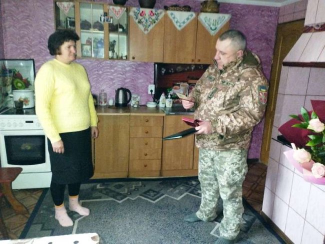 Матері загиблого волинянина вручили орден «За мужність» ІІІ ступеня. ФОТО