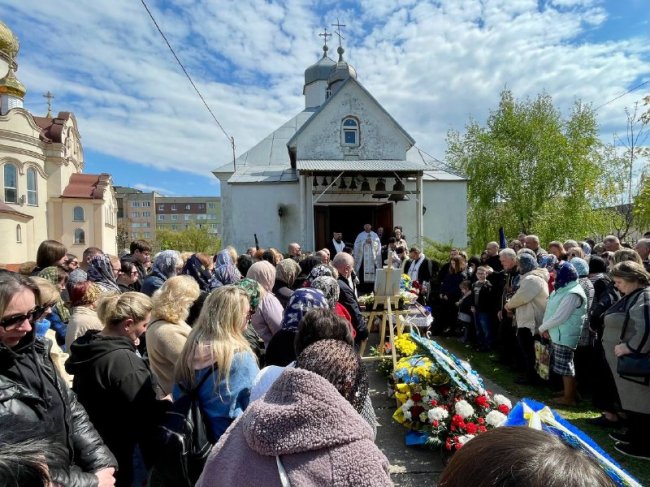 На Волині попрощалися з Героєм Денисом Скубієм