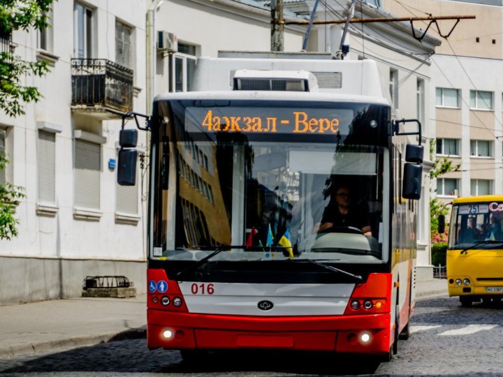 У Луцьку змінили графік руху тролейбусів № 4