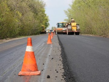 Волинь чекає 180 мільйонів на дороги