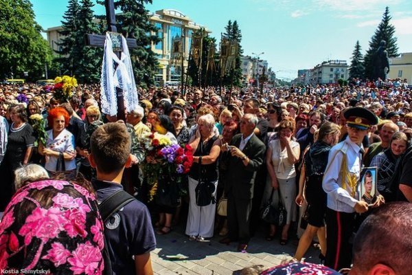 Луцьк сумує. ФОТО