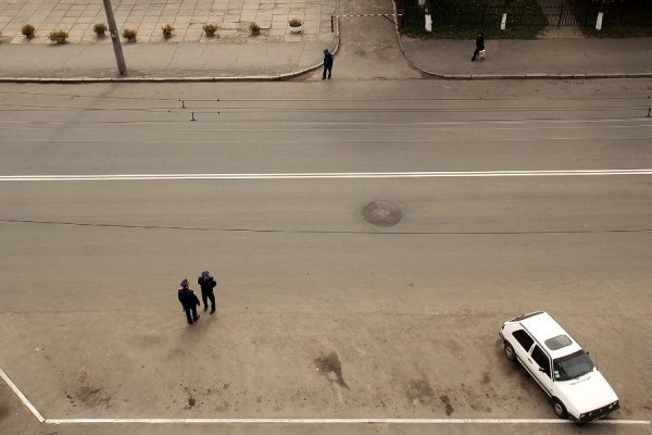 Порожня вулиця, перекрита з нагоди приїзду Януковича (вересень 2013)